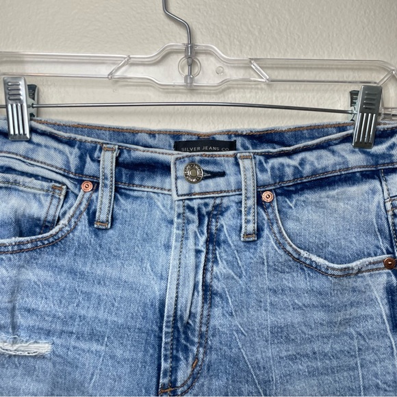 Silver Jeans Highly Desirable High Rise Short - Picture 7 of 7
